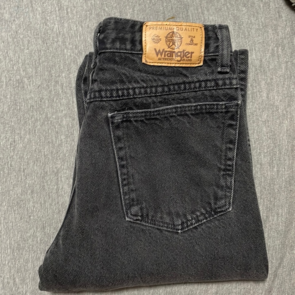 Wrangler straight jean , size 24 black